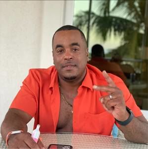 Meet your Posher, Samuel